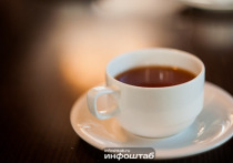 Повторный разогрев пищи в микроволновой печи может представлять опасность для здоровья, заявила в разговоре с RT врач-диетолог и гастроэнтеролог Марият Мухина