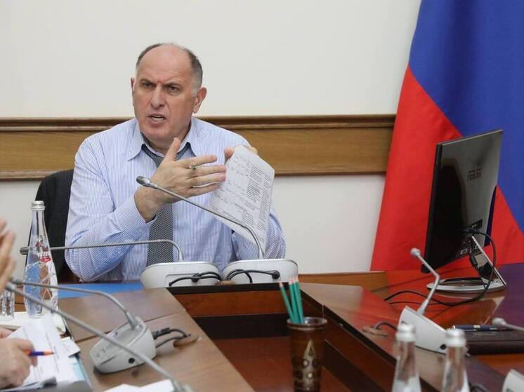 Власти Дагестана разберутся с судьбой 11 недостроенных ФАПов