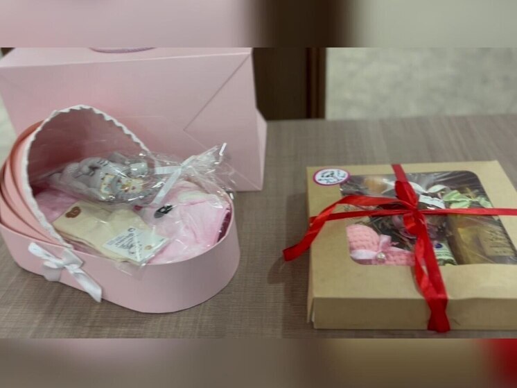 В Мелитополе прошла выставка местных мастеров ко Дню матери