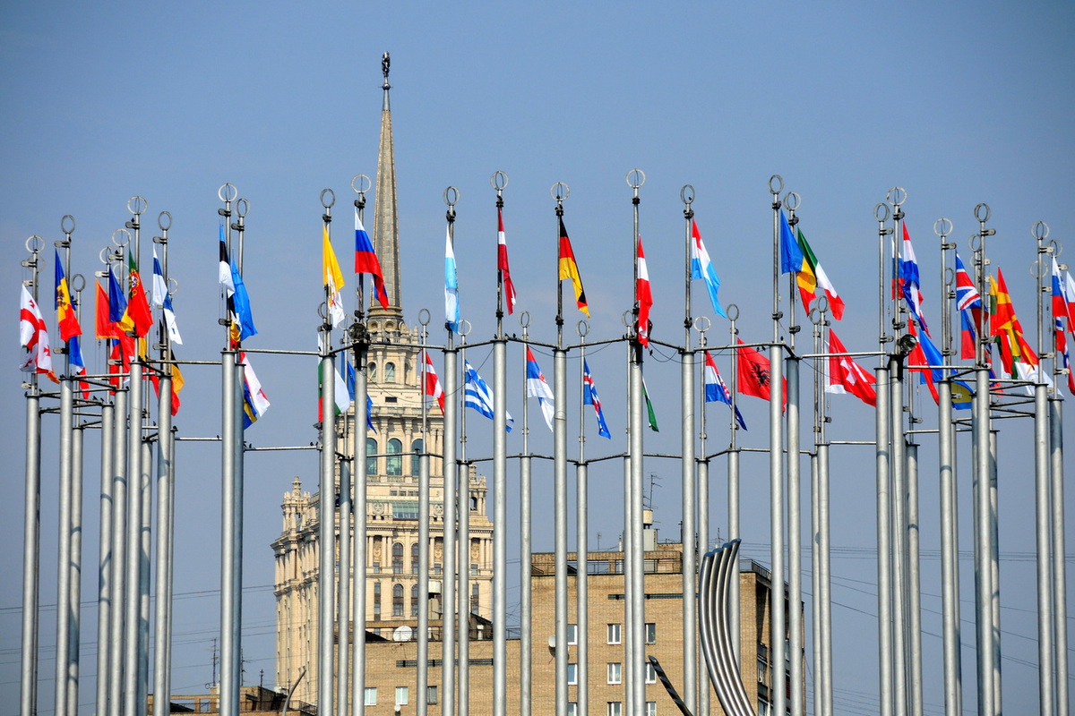 Четыре европейские страны выступили против военных запросов Украины