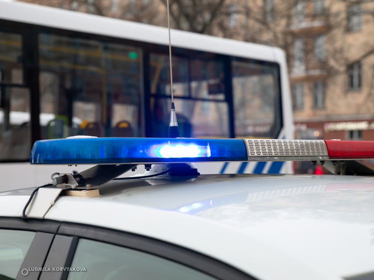 В Петрозаводске убрали старый грузовик, создавший неудобства целому району