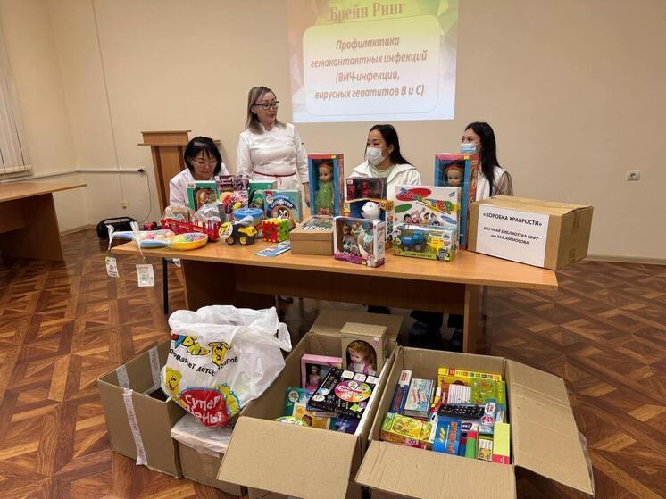 «Коробка храбрости» подарила радость детям Якутии: игрушки переданы в туберкулёзный санаторий