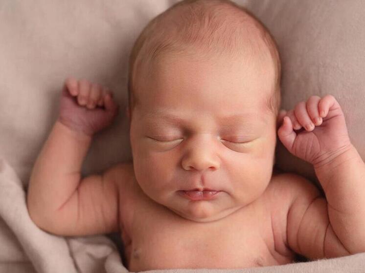 Новорожденные Эбигейл, Аристарх, Драгон пополнили число якутян: республика лидирует по рождаемости на Дальнем Востоке