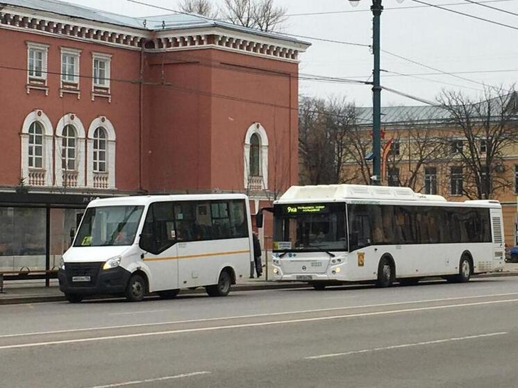 Жители Воронежа пожаловались на исчезновение автобуса №44