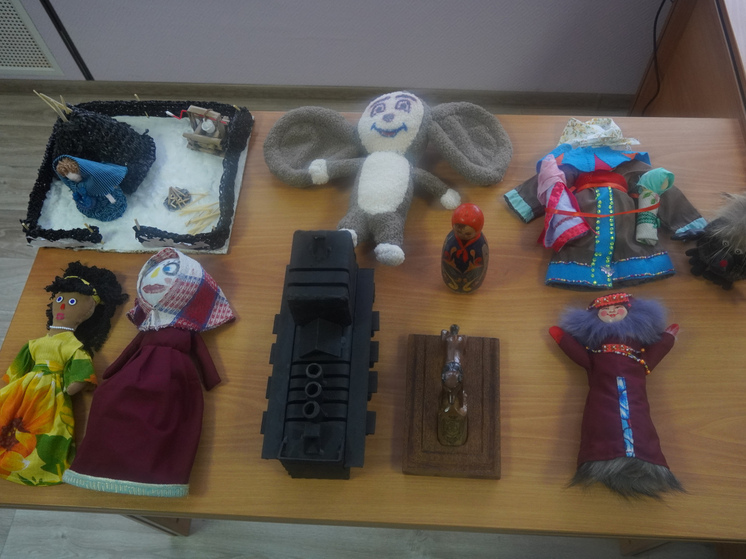В Югре для осужденных провели творческий конкурс «Национальная игрушка»