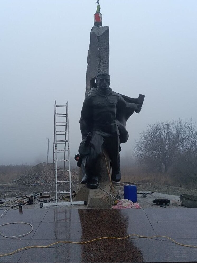 В селе Никишино капитально ремонтируют Братскую могилу советских воинов