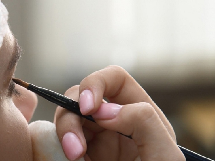 В Роспотребнадзоре объяснили волгоградцам, как правильно выбрать косметику