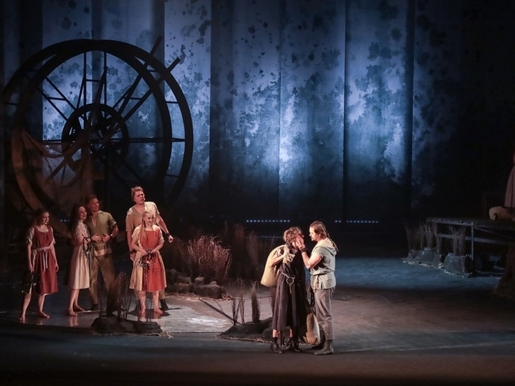 Молодежные театры Алтая и Новосибирска заключили соглашение о сотрудничестве