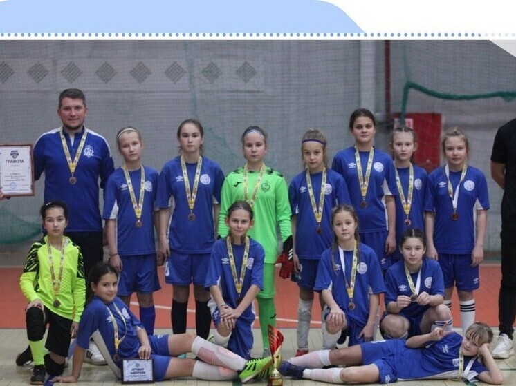 Юные футболистки из Кирова взяли бронзу на престижном турнире по футзалу