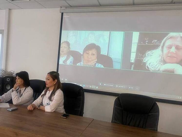 Врачи Калмыкии проконсультировали коллег по сложному заболеванию грудного ребенка