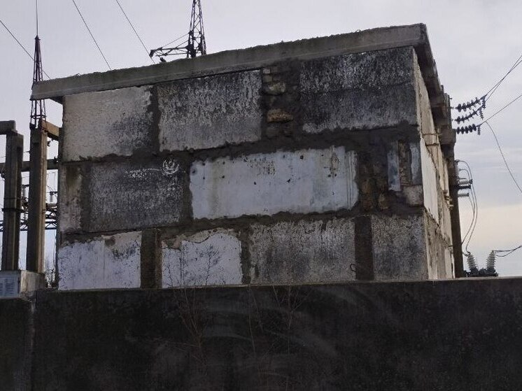 В Каховском округе построили очередной саркофаг для защиты трансформатора