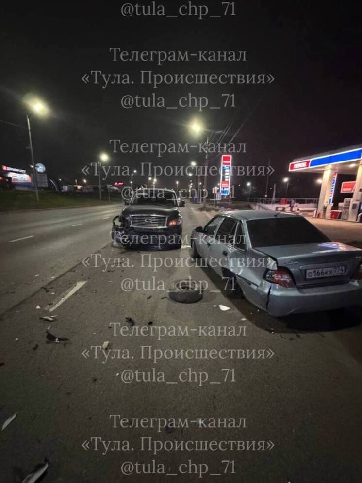 Уроженцы Узбекистана, устроившие ДТП в Туле, бросили автомобиль и скрылись