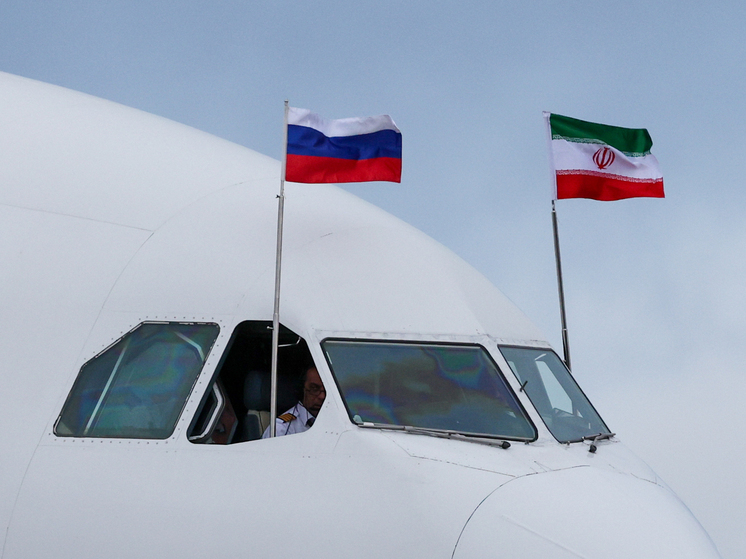 Гражданам РФ посоветовали не фотографировать во время поездок в Иран