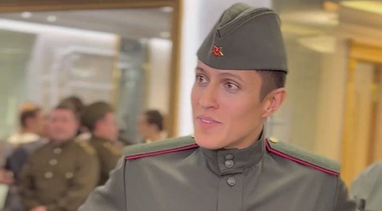 Хабиб примерил военную форму