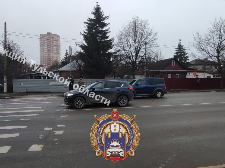 В Туле водитель «Мазда СХ 5» снес подростка на пешеходном переходе в Мясново