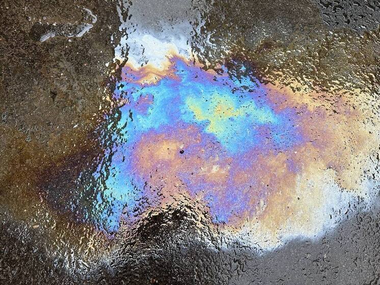 Прокурор Мурманской области поручил проверить утечку на нефтебазе в Кировске