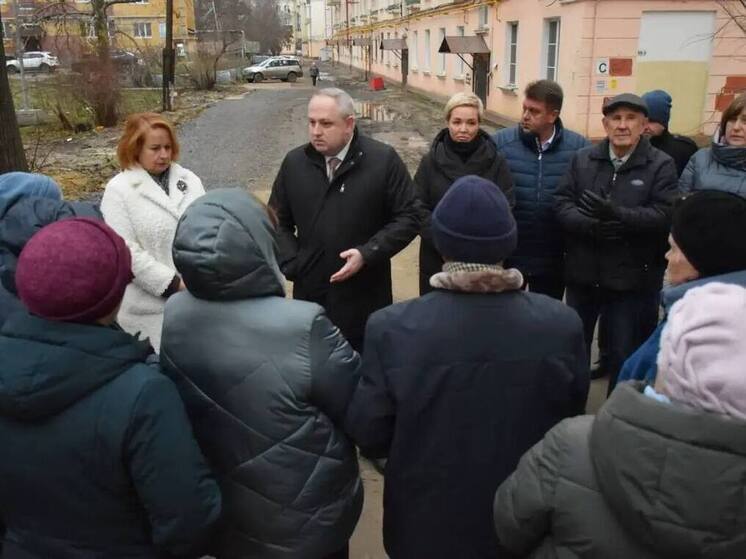 От ветхих труб к зелёным дворам: как решают проблемы на Интернациональной