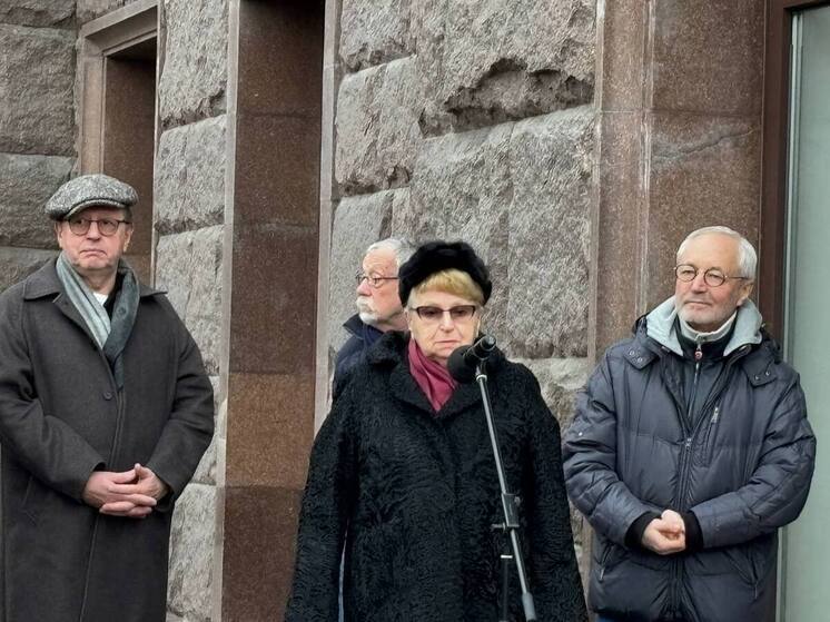 В Москве открыли мемориальную доску Александру Ширвиндту