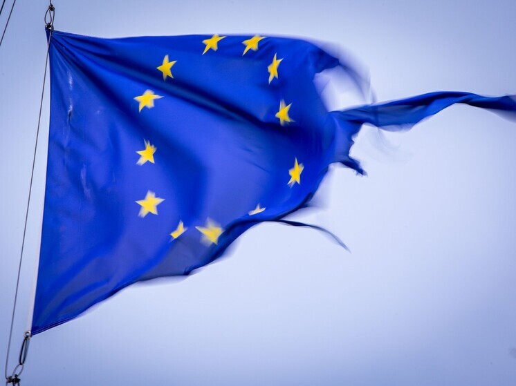 Историк Реутова: планы ЕС по Украине ведут к дальнейшей накачке Киева оружием