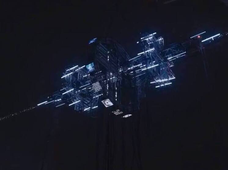 В морском порту Мурманска установили новую инсталляцию ко Дню атомного ледокольного флота