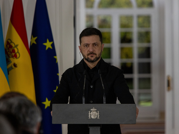 Telegraph: политическое будущее Зеленского висит на волоске