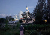 Виктория (имя изменено по просьбе героини), 22‑летняя студентка из Петербурга, вместо того чтобы отмечать день рождения с друзьями где-нибудь в городском баре или кафе, отправилась на две недели в Валаамский монастырь, чтобы стать трудницей.