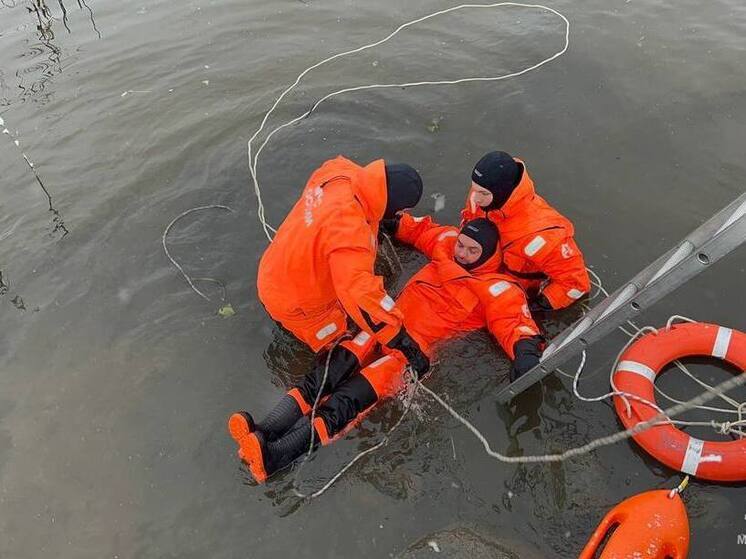 В Преголе прошла тренировка по спасению утопающих