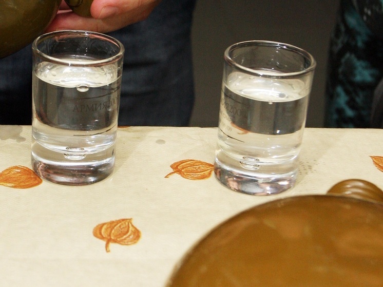 Таиланд снял пятидесятилетний запрет, ограничивавший время торговли алкоголем