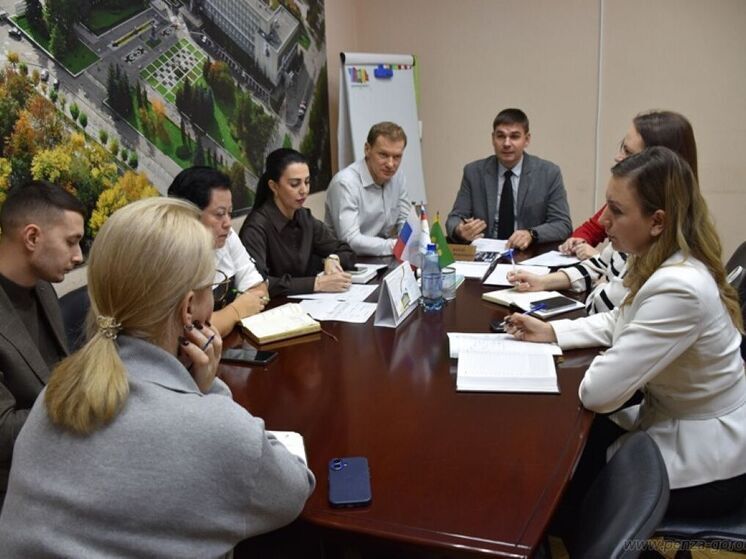 В пензенской администрации обсудили детали новогоднего забега