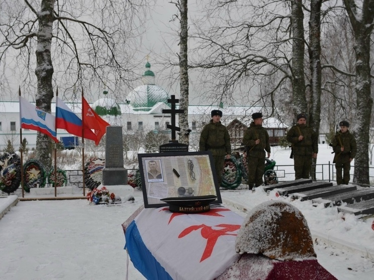 У монастыря Александра Свирского перезахоронили останки советских воинов