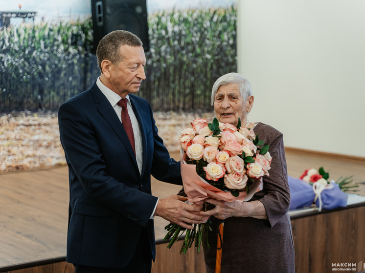В Тверской области труженице тыла Антонине Мордасовой исполнилось 100 лет