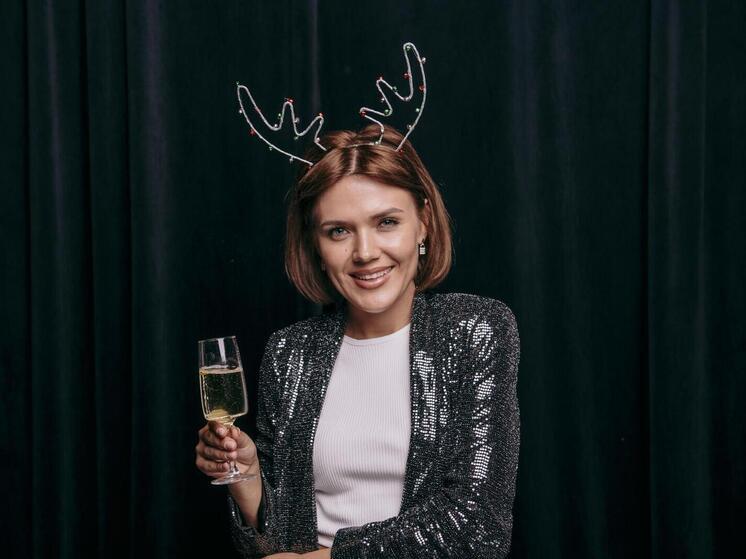 Гардероб под запретом: в какой одежде лучше не встречать 2026 год по советам астрологов и дизайнеров