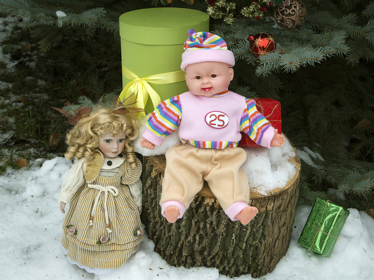 Появление беременных кукол разделило мнения психологов и родителей