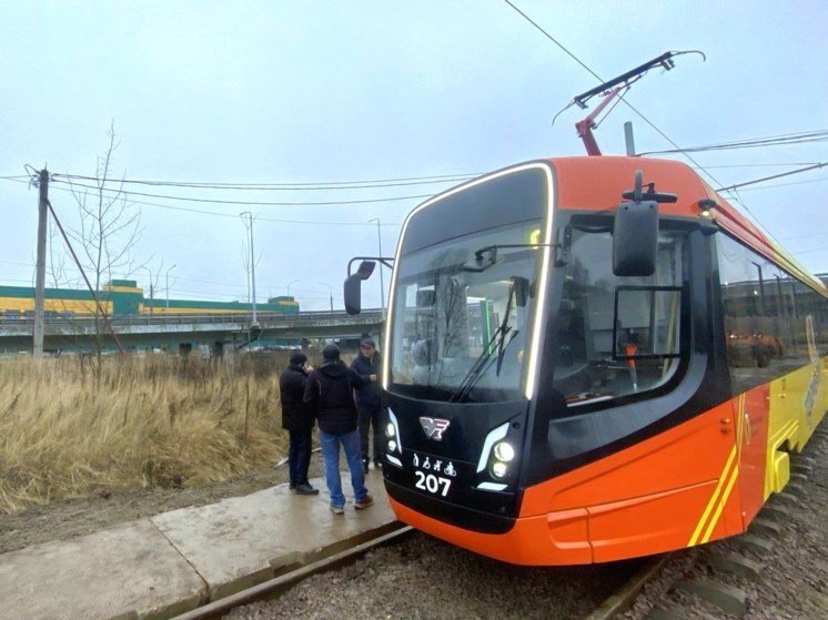 В Ярославле начали обкатывать трамвайные пути с разворотным кольцом у РИО