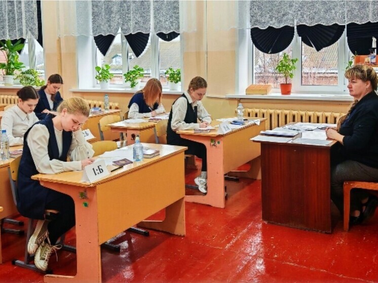 В Орловской области выпускники написали итоговое сочинение