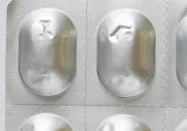 Столичный пенсионер слегка переусердствовал в попытках повысить свою потенцию: приняв тройную дозу препарата от «невставухи», он уехал в больницу с резко упавшим давлением и в обморочном состоянии. В целом это закономерный исход при передозировке таких средств, которые изначально разрабатывались для терапии стенокардии и артериальной гипертензии. Чем еще чревато неумеренное стремление к половым подвигам, узнал «МК».