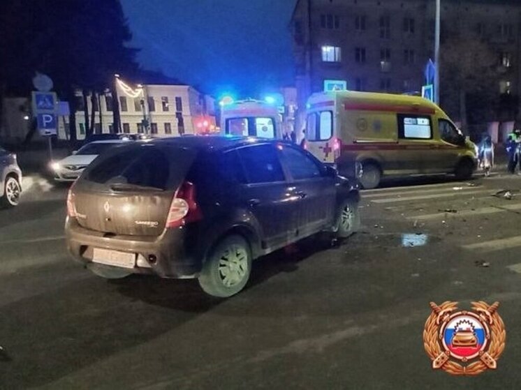 Пять человек получили ранения во время аварии в центре Твери