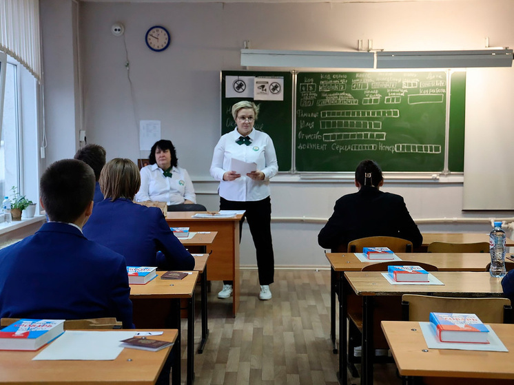 Более 4000 одиннадцатиклассников написали итоговое сочинение в Липецкой области