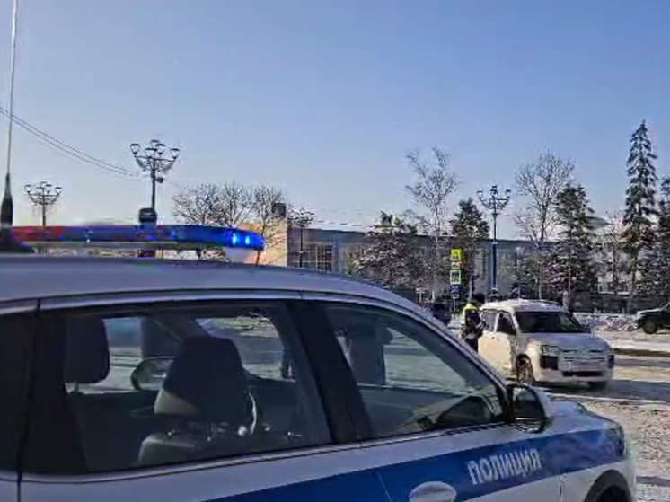 В центре Южно-Сахалинска произошло массовое ДТП