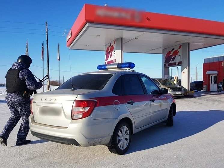 В Улан-Удэ росгвардейцы задержали на АЗС драчуна с сигаретой