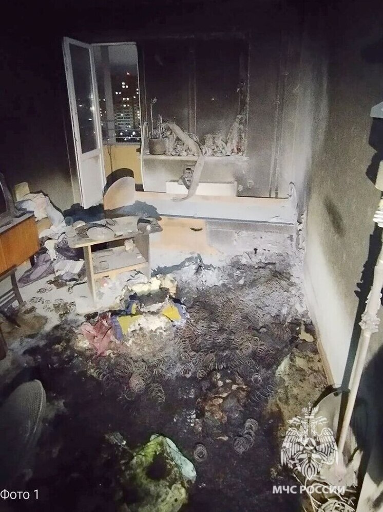 71-летняя томичка отравилась продуктами горения на пожаре многоквартирного дома