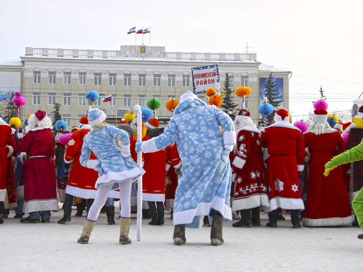 К Новому году в городах и районах республики оборудуют 670 новогодних городков, установят 1855 елей и более двух тысяч арт-объектов