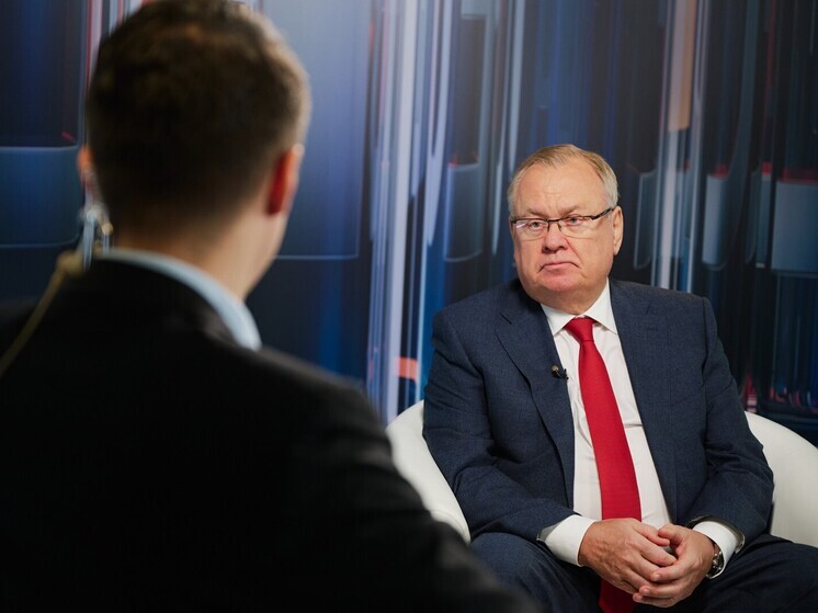 Глава ВТБ сообщил о планах запустить сервис оплаты по QR-коду в Китае в 2026 году