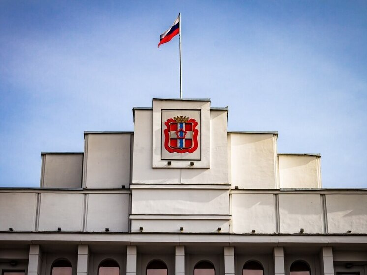 В омском правительстве продлили полномочия двух замминистров