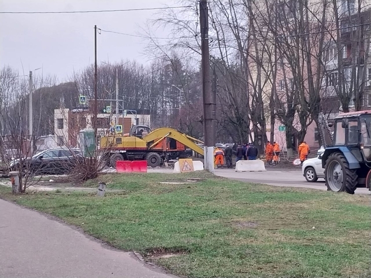 Во Владимире на улице Егорова перекрыли дорогу