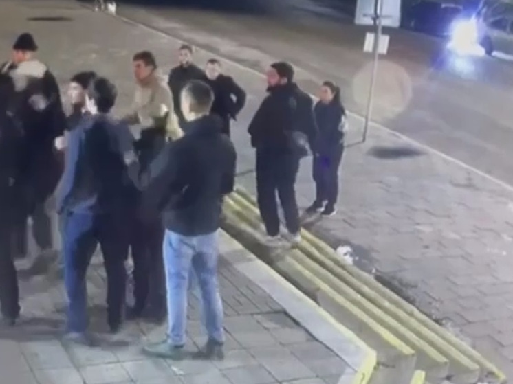 В Костромской области продолжают обсуждать инцидент на вокзале в городе Буй, где 8 ноября группа молодых людей напала на сотрудников транспортной безопасности