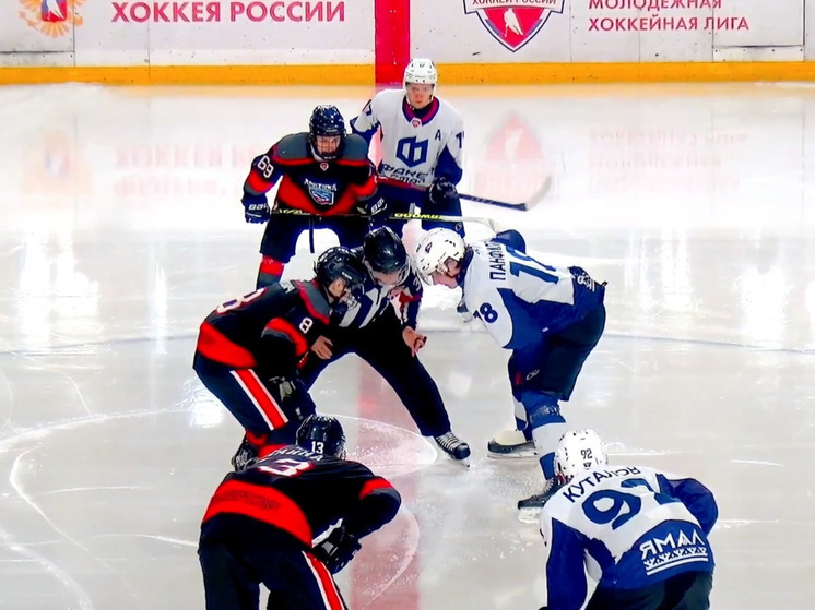 ХК «Арктика» вырвал победу у «Факела-Ямал» со счетом 4:3