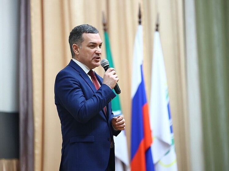 Мэр Новосибирска обсудил с жителями Дзержинского района благоустройство и развитие транспортной инфраструктуры