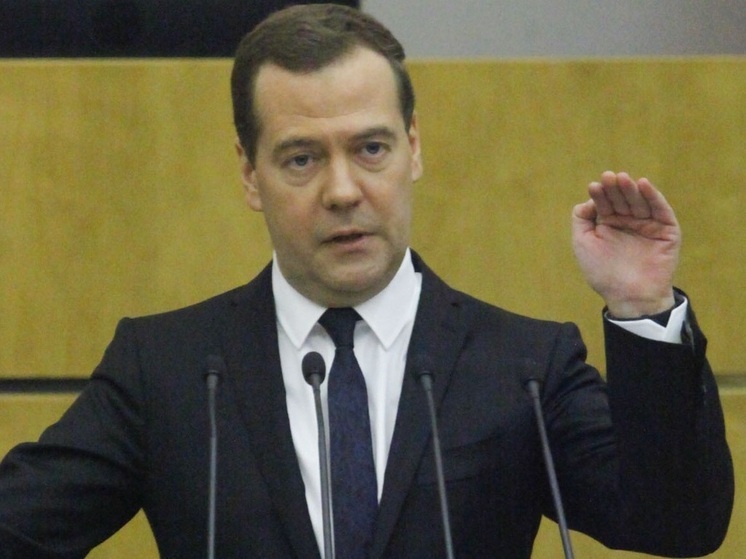 Медведев: Россия в случае изъятия может вернуть замороженные активы путем репараций