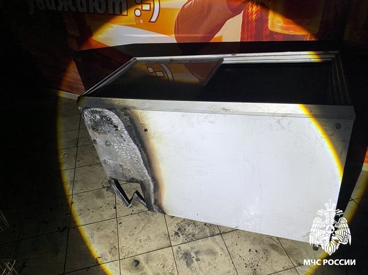 Возгорание в баре Череповца тушили огнеборцы сегодня ночью